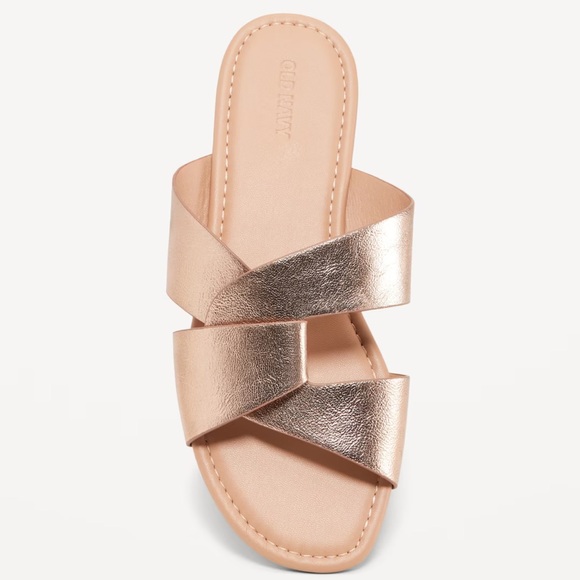 NWT OLD NAVY Faux-Leather Link Strap Sandals Color: Rose Gold - Picture 2 of 4
